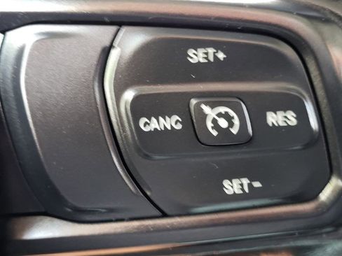 Used 2020 Jeep Gladiator Sport w/ Quick Order Package 24S AWD/4WD image 12