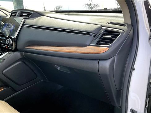 Used 2020 Honda CR-V Touring image 19
