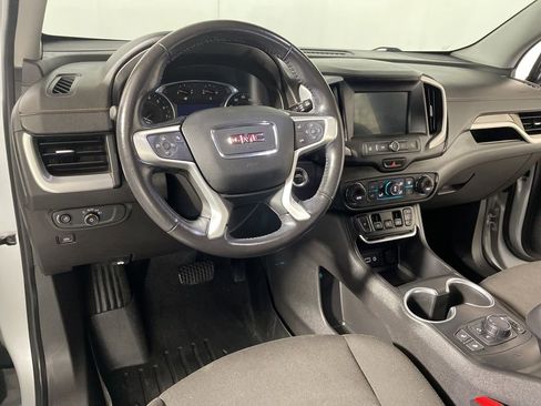 Used 2020 GMC Terrain SLE w/ Driver Convenience Package FWD image 8