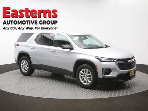 Used 2022 Chevrolet Traverse LS AWD/4WD image 47