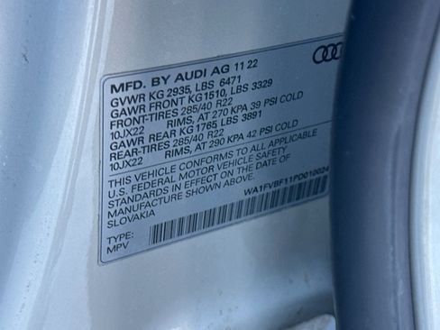 Used 2023 Audi Q8 Prestige w/ Prestige Package image 20