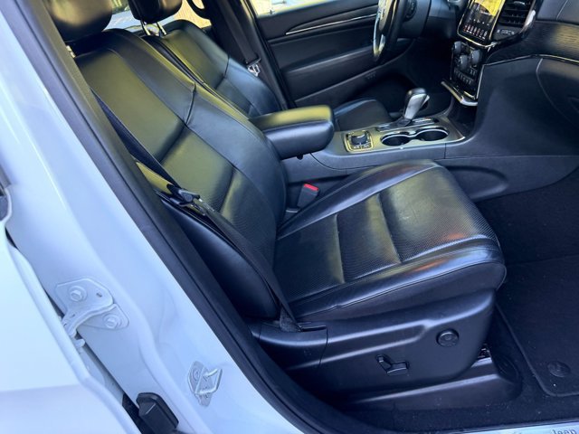 Used 2020 Jeep Grand Cherokee High Altitude AWD/4WD image 9