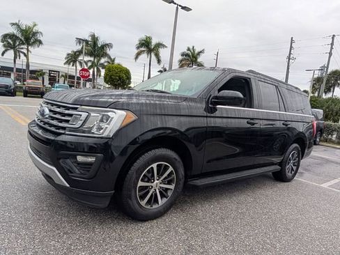 Used 2019 Ford Expedition Max XLT RWD image 3