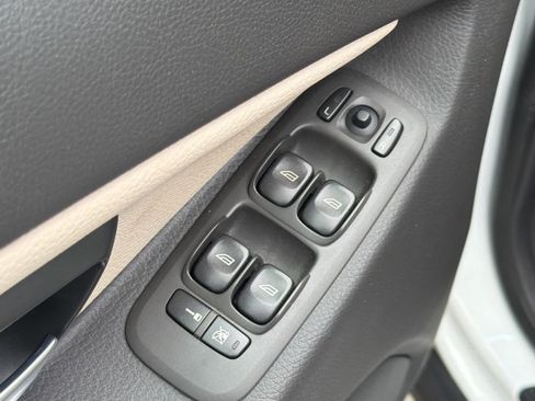 Used 2014 Volvo XC90 3.2 R-Design image 25