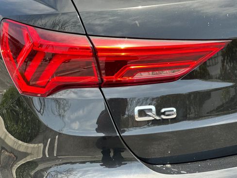Used 2025 Audi Q3 2.0T Premium w/ Convenience Package AWD/4WD image 27
