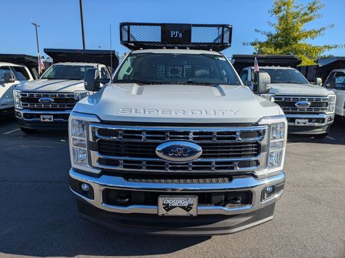 New 2025 Ford F350 XL w/ XL Chrome Package image 7