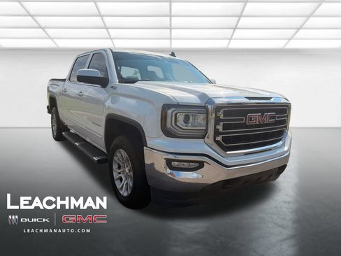 Used 2018 GMC Sierra 1500 SLE w/ SLE Value Package AWD/4WD image 1