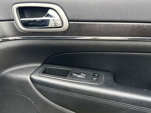 Used 2018 Jeep Grand Cherokee Limited w/ Trailer Tow Group IV image 20