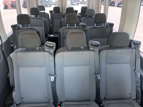 Used 2023 Ford Transit 350 XLT RWD image 31
