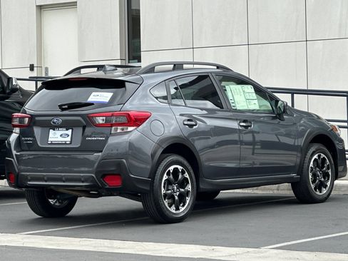 Used 2023 Subaru Crosstrek 2.0i Premium AWD/4WD image 3