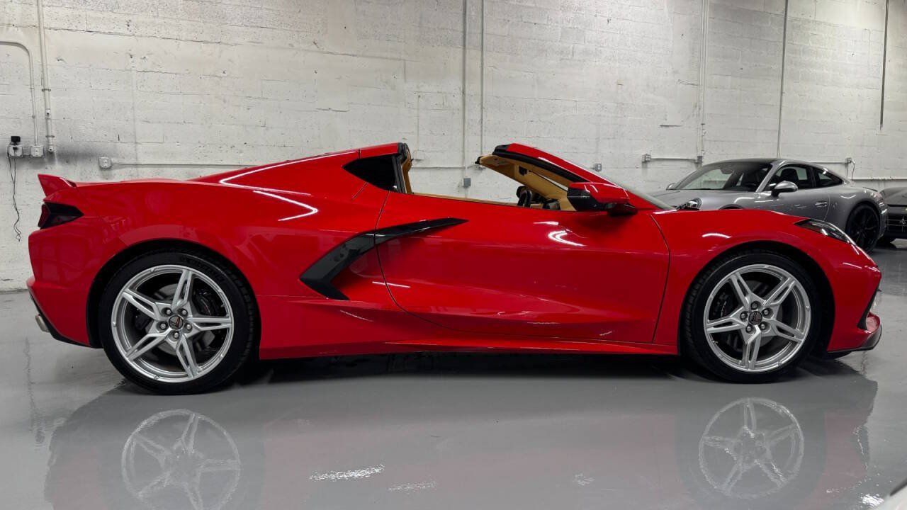Used 2020 Chevrolet Corvette Stingray Premium Cpe w/ 3LT Preferred Equipment Group RWD image 8