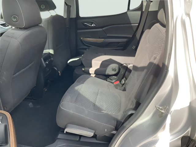 Used 2019 GMC Acadia SLE w/ GMC Pro Grade Package AWD/4WD image 8