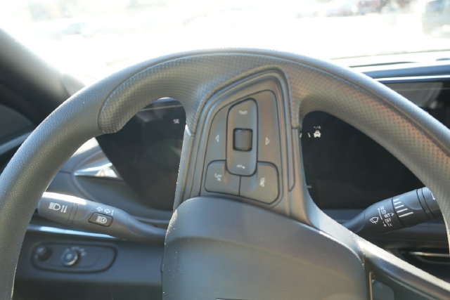 Used 2026 Buick Envista Preferred FWD image 23