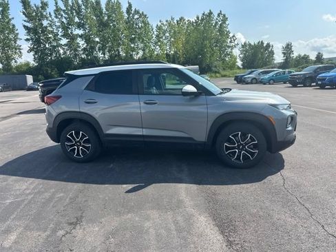 Used 2023 Chevrolet TrailBlazer ACTIV w/ Convenience Package FWD image 8