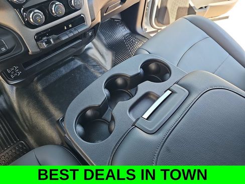 New 2026 RAM 2500 Tradesman w/ Chrome Appearance Group AWD/4WD image 23
