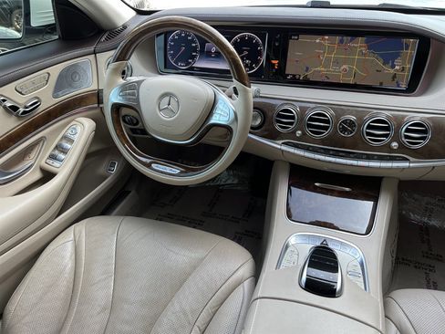 Used 2015 Mercedes-Benz S 550 Sedan image 23