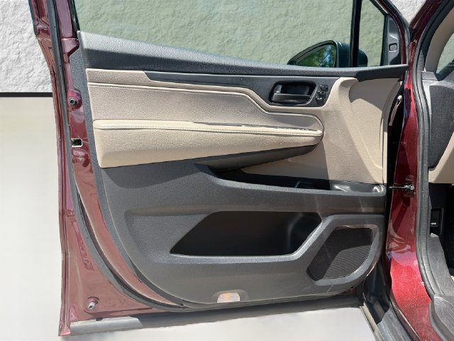 Used 2021 Honda Odyssey EX-L image 23