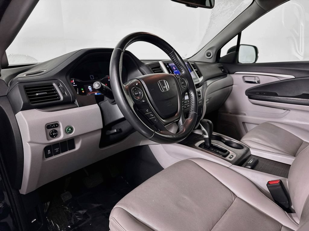 Used 2018 Honda Ridgeline RTL-T image 10