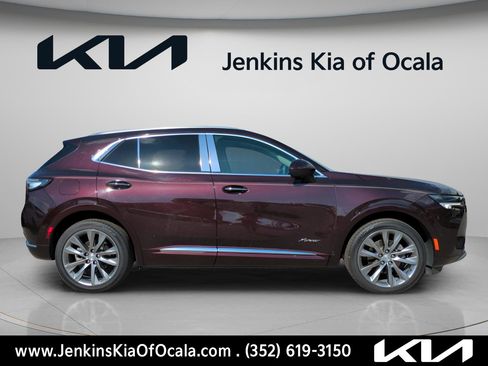 Used 2021 Buick Envision Avenir w/ Technology Package II FWD image 2