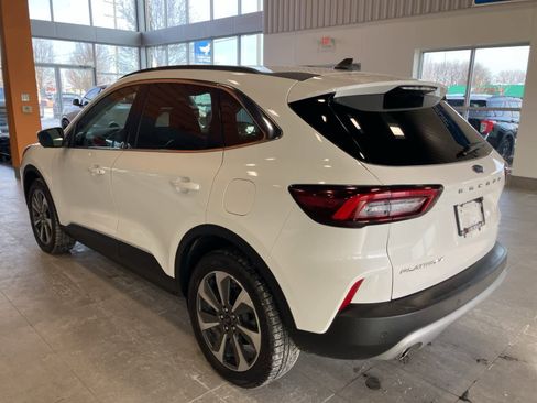 Used 2024 Ford Escape Platinum image 7