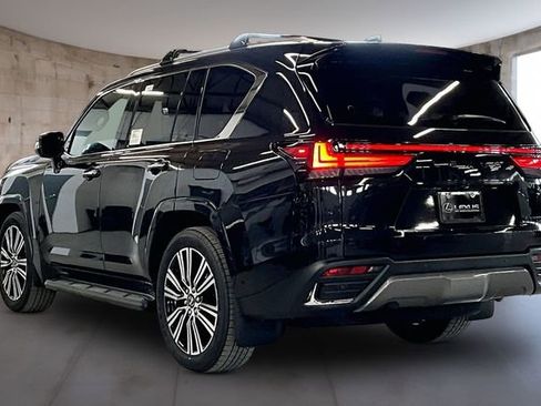 New 2026 Lexus LX 700h Luxury image 3