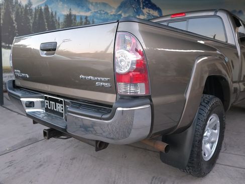 Used 2011 Toyota Tacoma PreRunner w/ SR5 Pkg #2 image 26