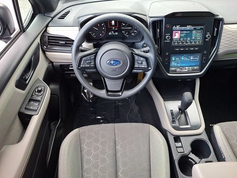 Certified 2025 Subaru Forester AWD/4WD image 12