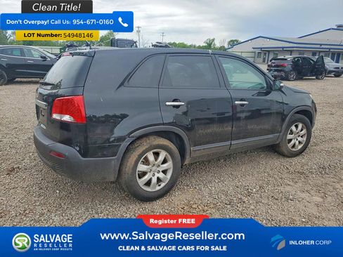 Used 2012 Kia Sorento FWD image 4