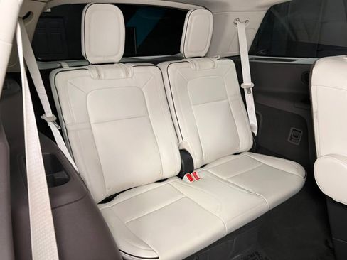Used 2023 Lincoln Aviator Black Label image 33