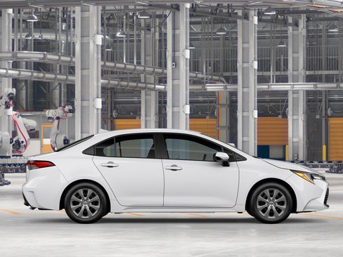 New 2026 Toyota Corolla LE FWD image 14