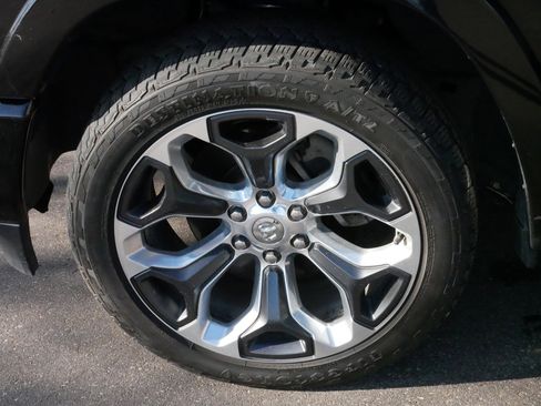 Used 2022 RAM 1500 Limited image 15