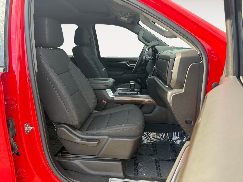 Used 2022 Chevrolet Silverado 1500 RST AWD/4WD image 25