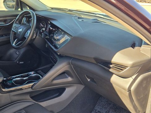 Used 2023 Buick Envision Avenir image 29