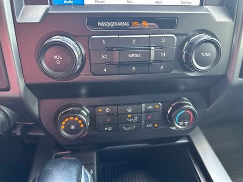 Used 2019 Ford F150 XLT w/ Equipment Group 302A Luxury AWD/4WD image 23