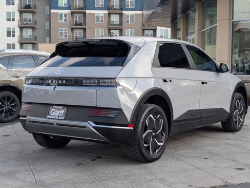 Certified 2023 Hyundai Ioniq 5 SEL image 4