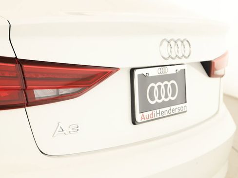Used 2018 Audi A3 2.0T Premium FWD image 37