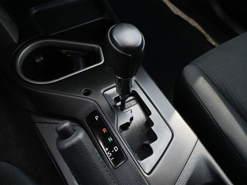 Used 2017 Toyota RAV4 LE image 14