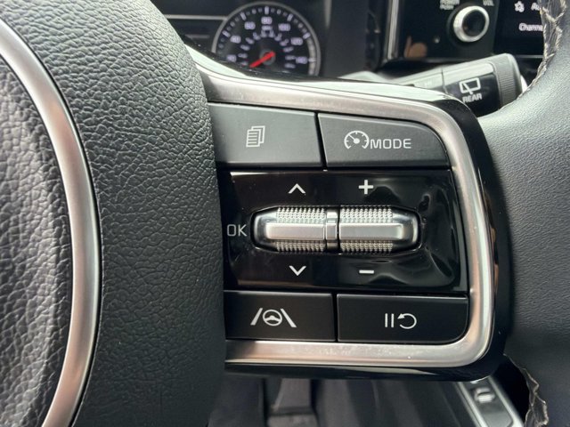 Used 2023 Kia Sorento S w/ Panoramic Sunroof Package FWD image 25