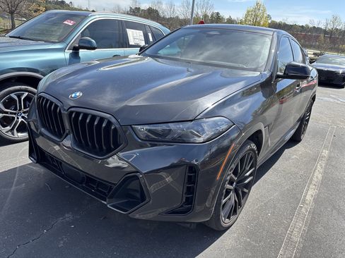 Used 2024 BMW X6 xDrive40i w/ Executive Package image 13
