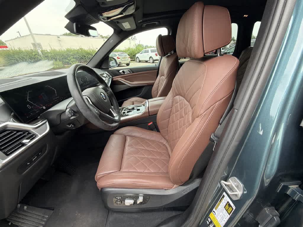 Used 2024 BMW X5 xDrive40i w/ Premium Package AWD/4WD image 19