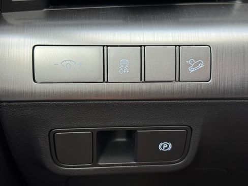 Used 2026 Hyundai Kona SEL Sport FWD image 16
