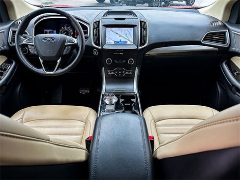 Used 2020 Ford Edge SEL w/ Convenience Package image 24