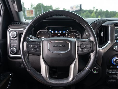 Used 2020 GMC Sierra 2500 Denali w/ Denali Ultimate Package AWD/4WD image 29