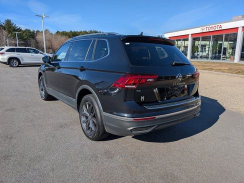 Used 2023 Volkswagen Tiguan SE AWD/4WD image 3