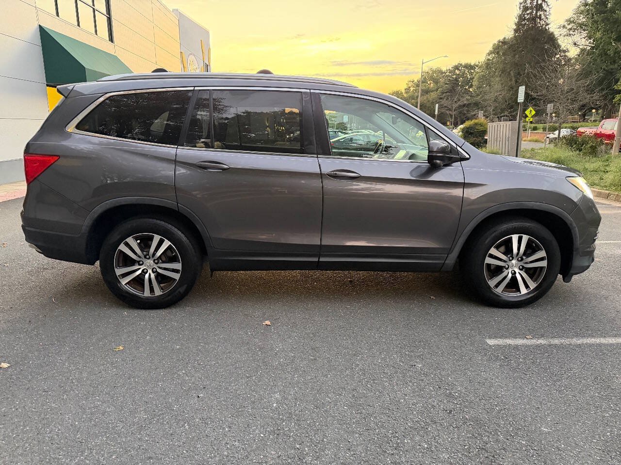 Used 2016 Honda Pilot EX-L image 7