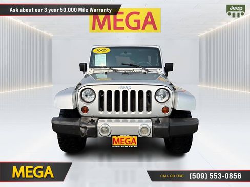 Used 2008 Jeep Wrangler Unlimited Sahara AWD/4WD image 2