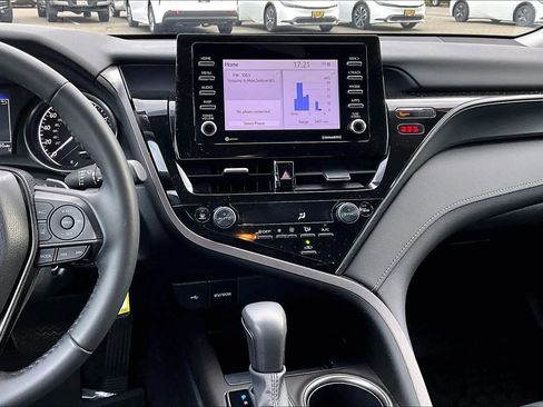 Certified 2023 Toyota Camry SE image 6