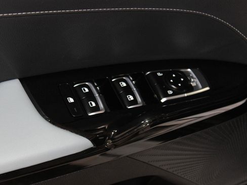 Used 2023 Kia K5 EX image 28