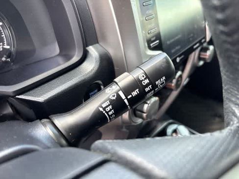 Used 2022 Toyota 4Runner SR5 Premium w/ Moonroof Package AWD/4WD image 14
