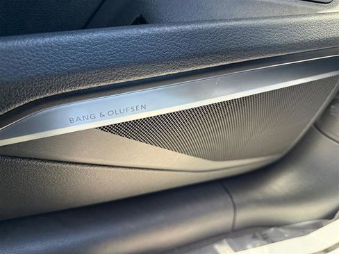 Used 2021 Audi e-tron Premium Plus w/ Premium Plus Package image 29